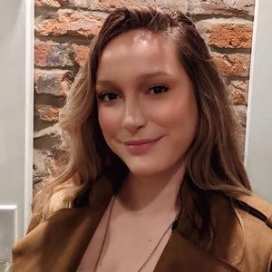 Meet your Posher, Genevieve